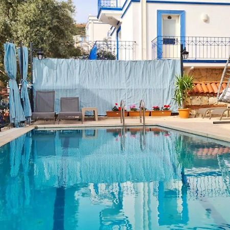 Shared Pool Flat Located 3 Min To Beach In Kalkan Leilighet Eksteriør bilde