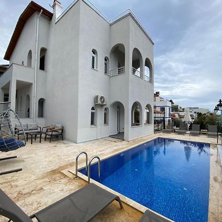 Shared Pool Flat Located 3 Min To Beach In Kalkan Leilighet Eksteriør bilde