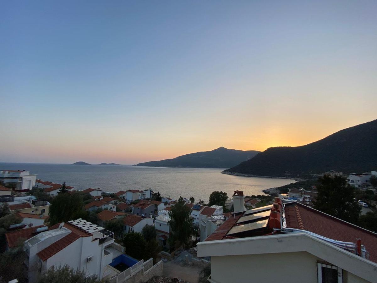 Shared Pool Flat Located 3 Min To Beach In Kalkan Leilighet Eksteriør bilde